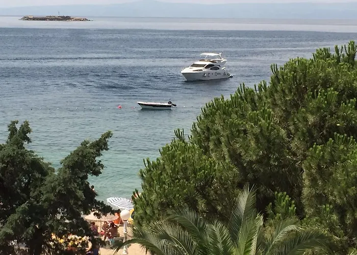 Omer Deniz موتيل *